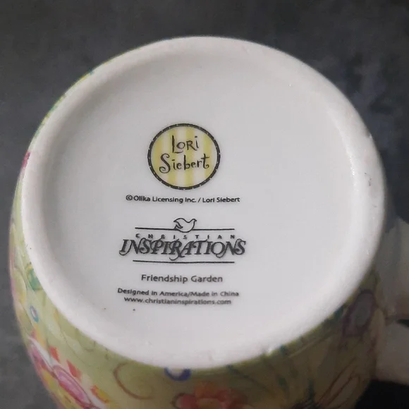 Colorful Floral Mug with Heartfelt Quote - Picture 5 of 5